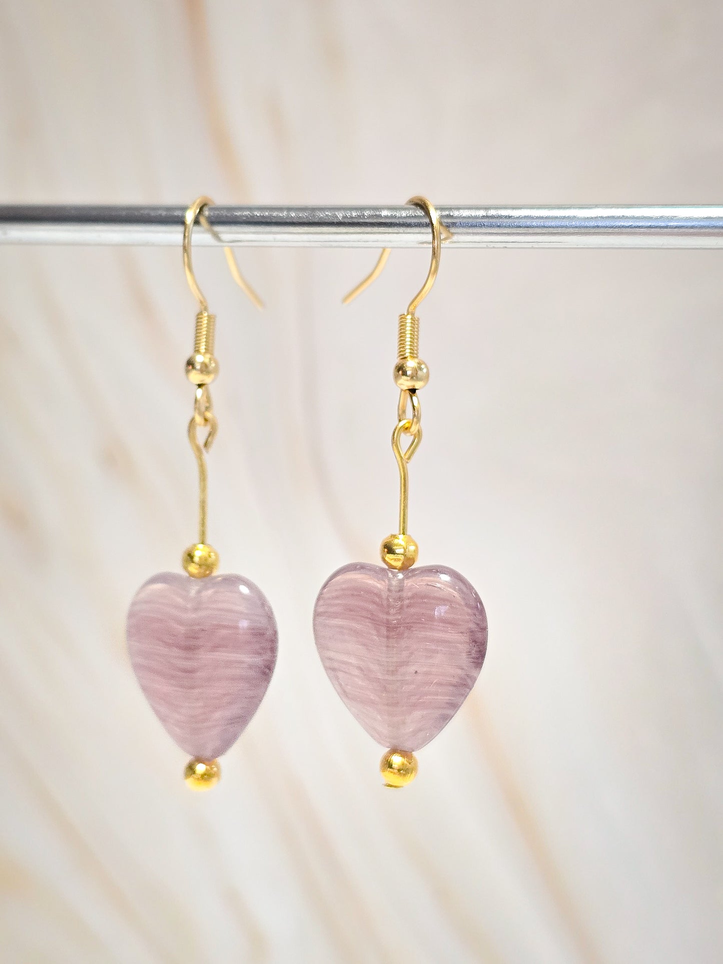 Korvakorut Valentine amethyst, kulta