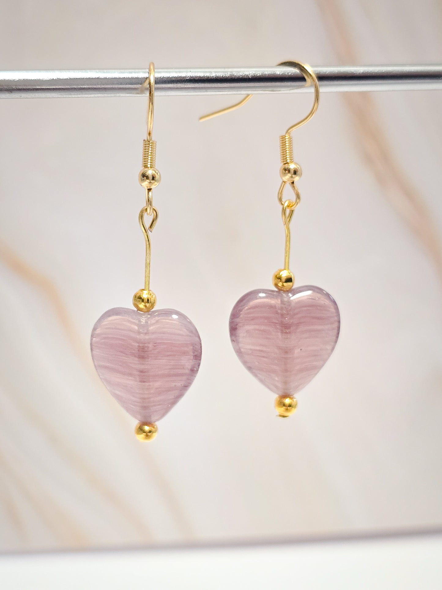 Korvakorut Valentine amethyst, kulta